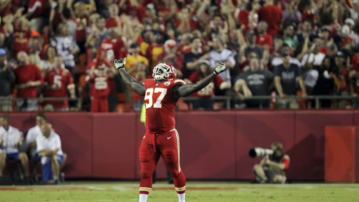 Chiefs' Stephenson returns from 4-game suspension