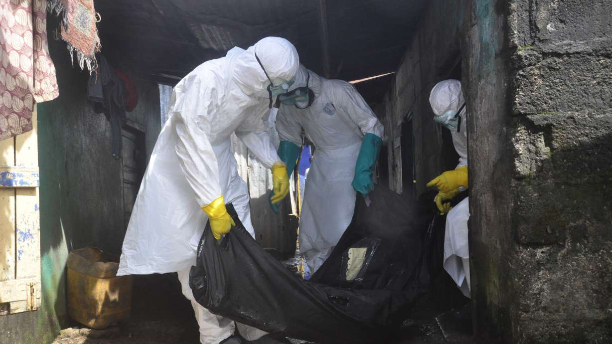 New type of clinic eyed to help stop Ebola