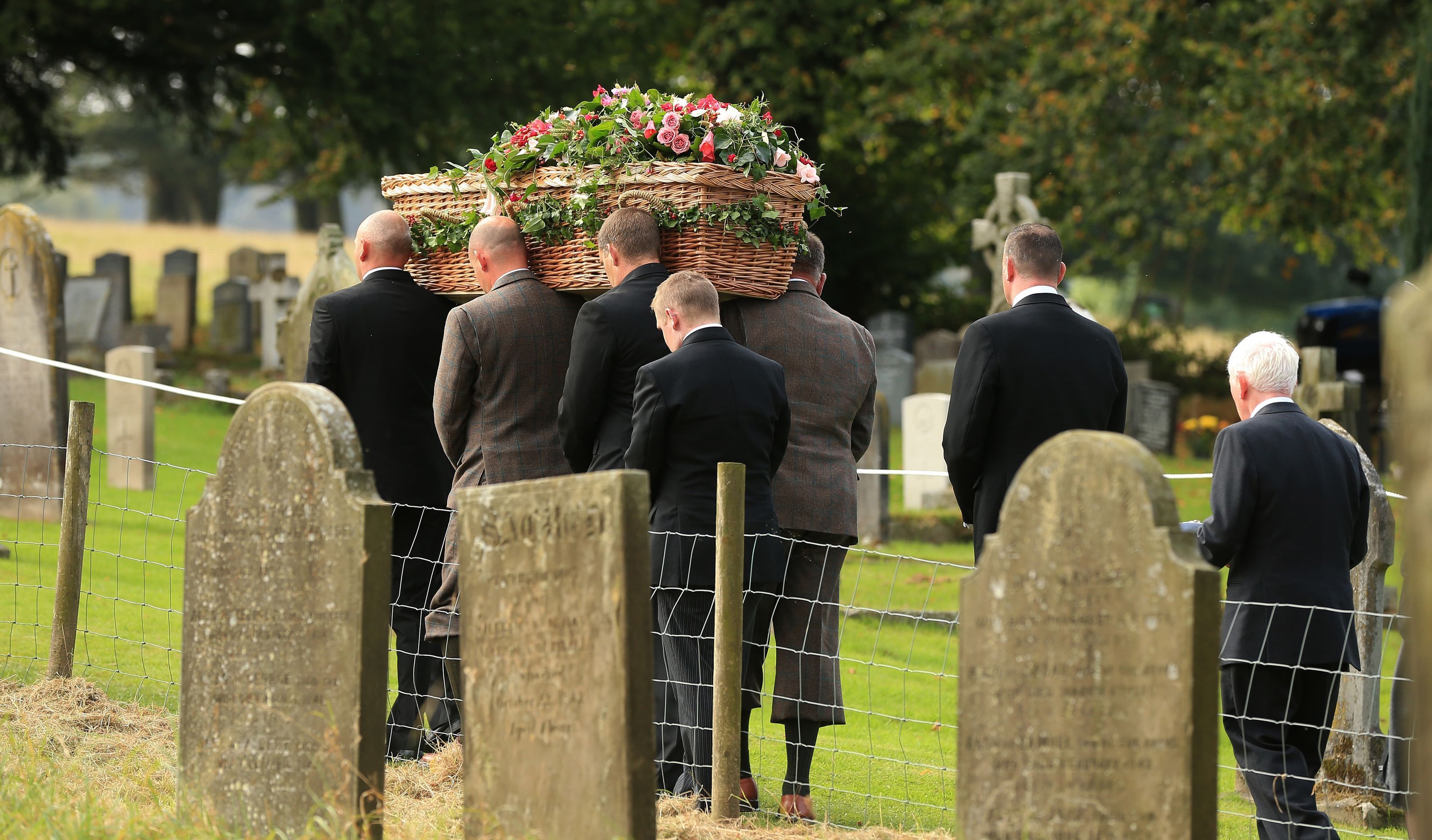 Royalty, Elvis at Duchess of Devonshire funeral