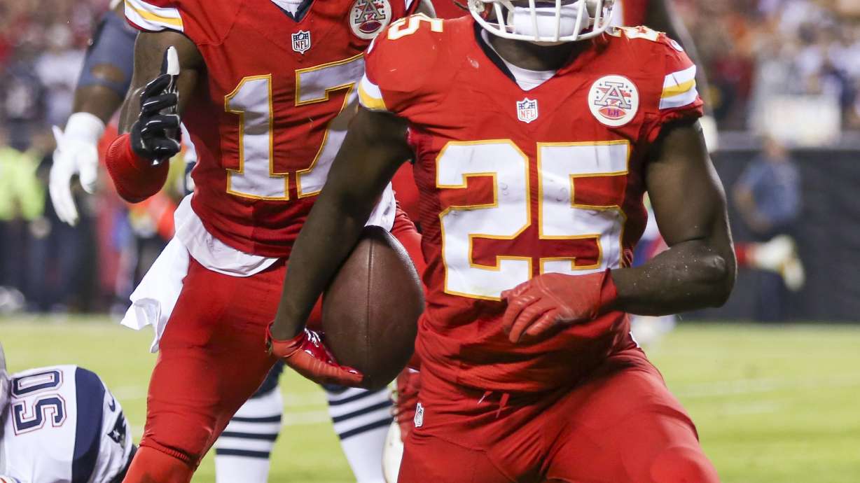 Chiefs bring speed with Charles, power with Davis