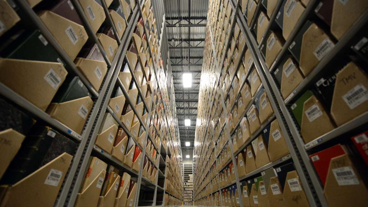 Texas A&M opens shelves in joint library project