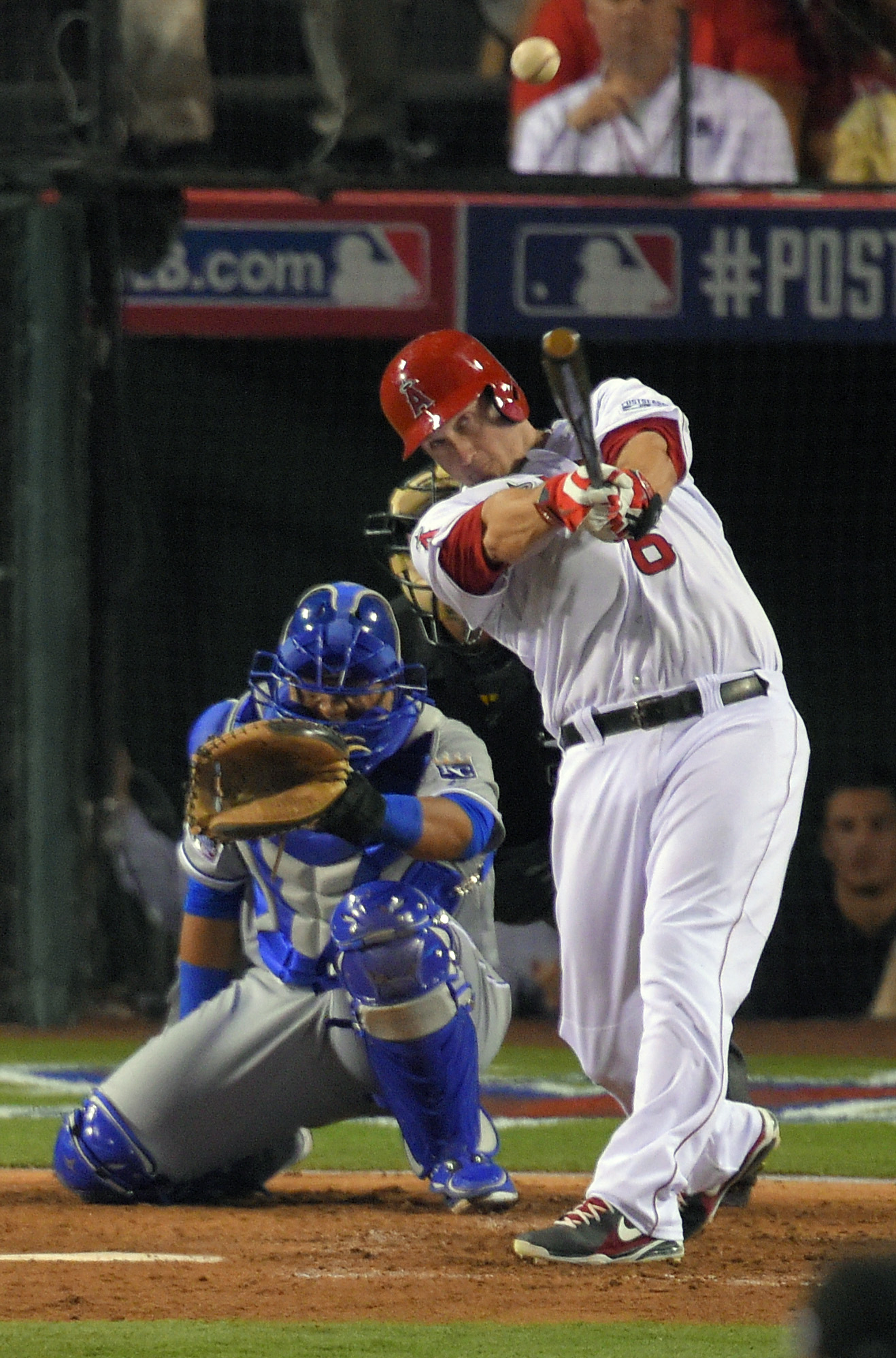 Angels' bats weak in 3-2 loss to Royals in ALDS