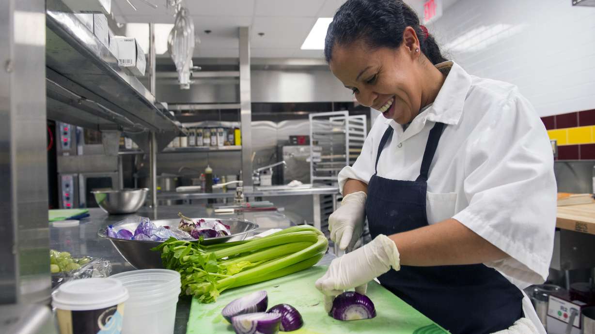Fine-dining chef has Redskins eating healthier