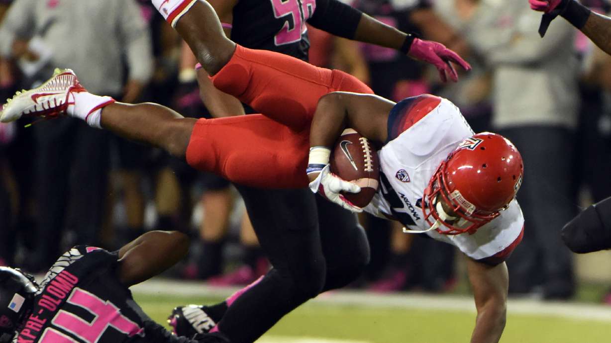 Arizona stuns Oregon for 2nd straight year, 31-24