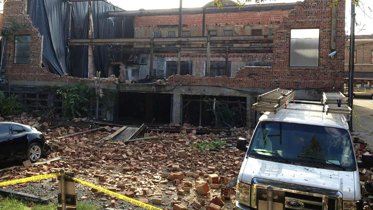 Lightning injures North Texas school teacher