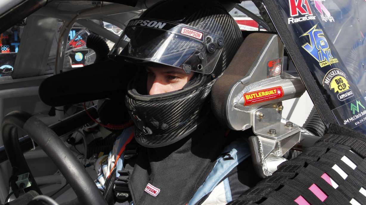 Gallagher wins ARCA race, Mitchell takes title