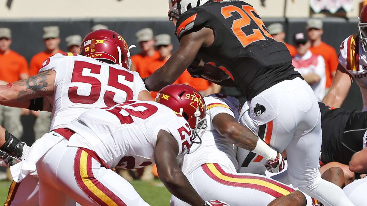 No. 21 Oklahoma St defeats Iowa St 37-20