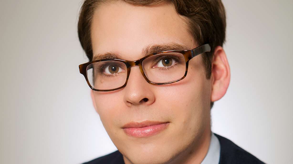Supreme Court clerk: Plum job for legal elite
