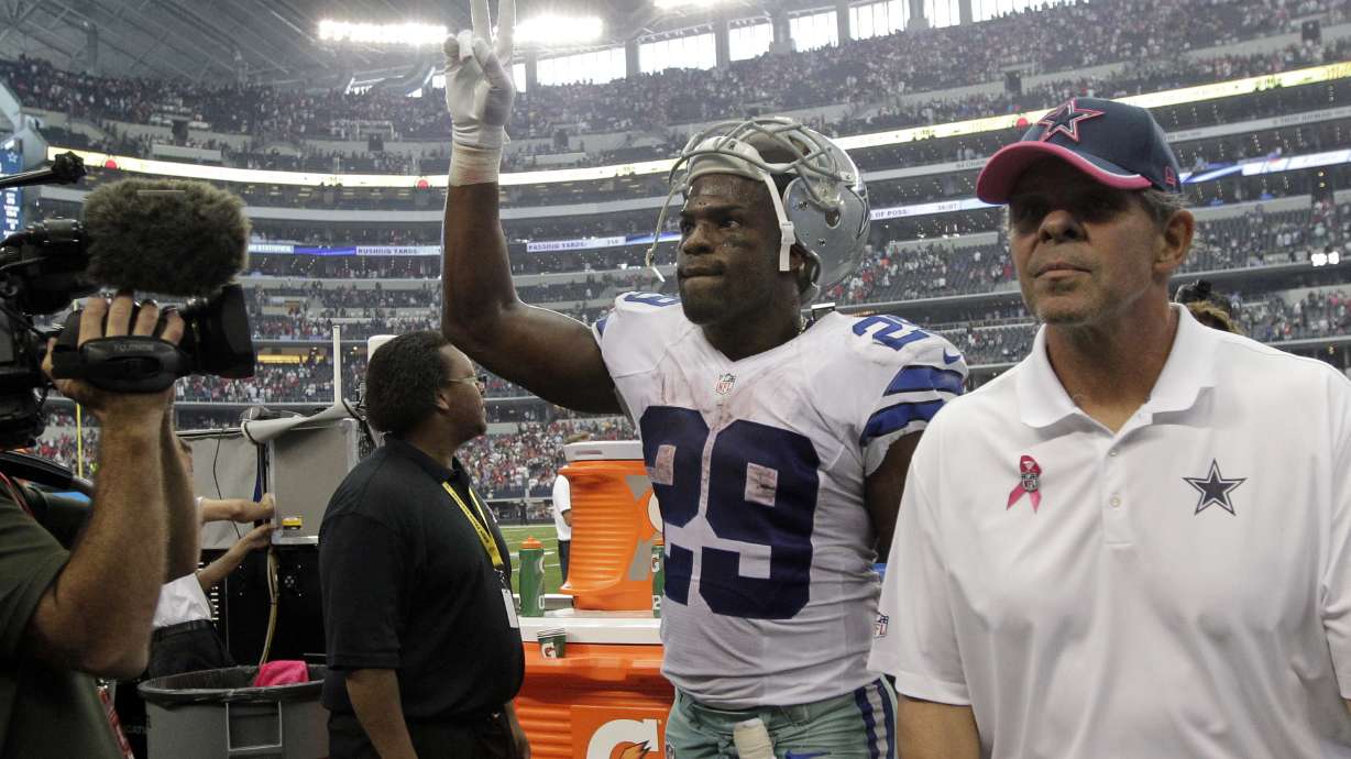 Bryant catch sends Cowboys over Texans 20-17 in OT