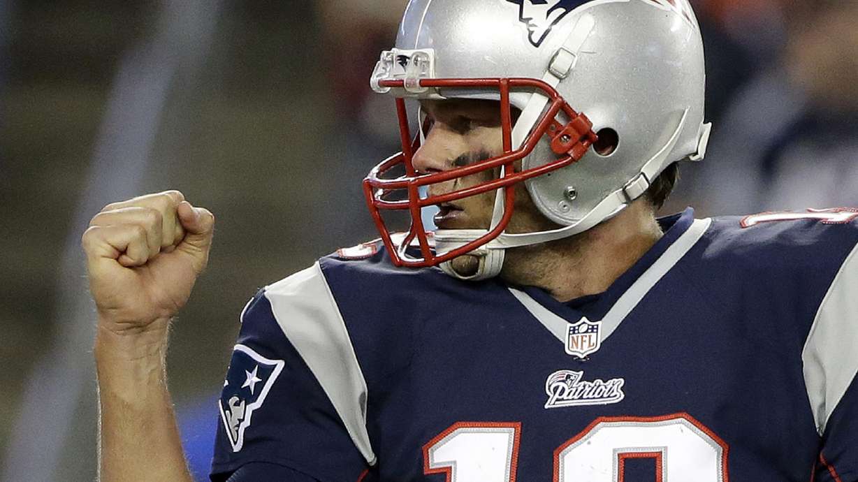 Brady, Patriots quiet doubters with 43-17 rout