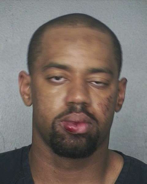 Police: Derrick Shelby arrested after confrontation with officer