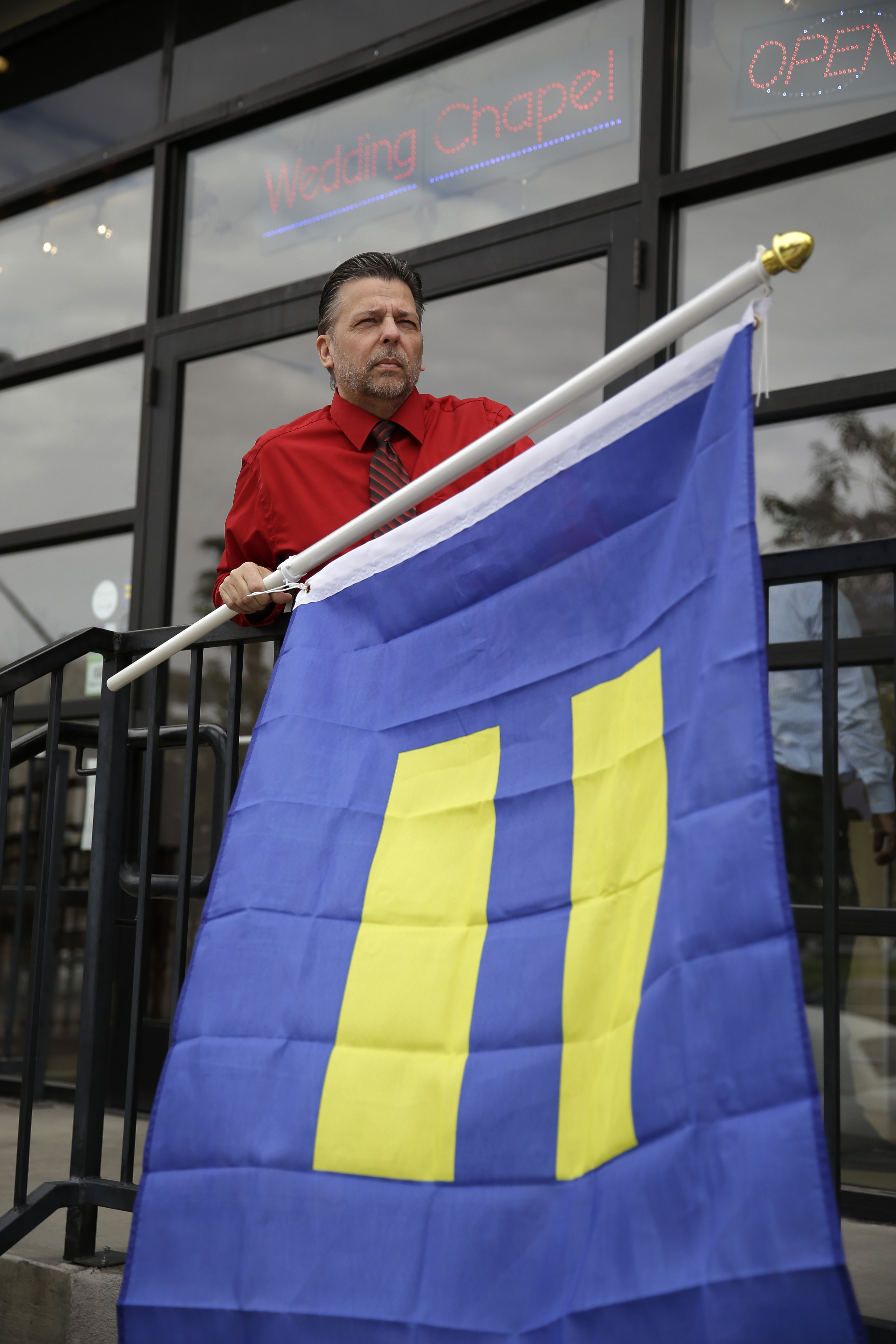 Vegas same-sex wedding licenses to begin Wednesday