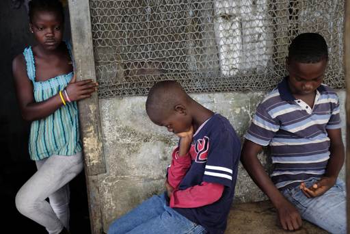 El drama de los niños huérfanos por el ébola