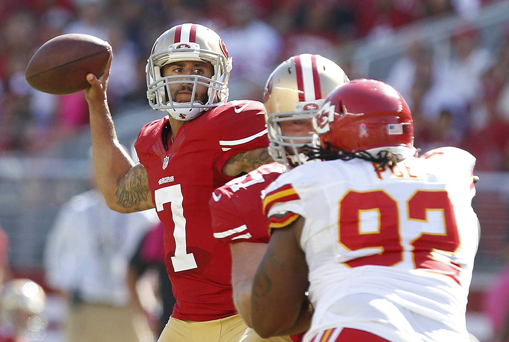 49ers' Colin Kaepernick fined $10K for headphones