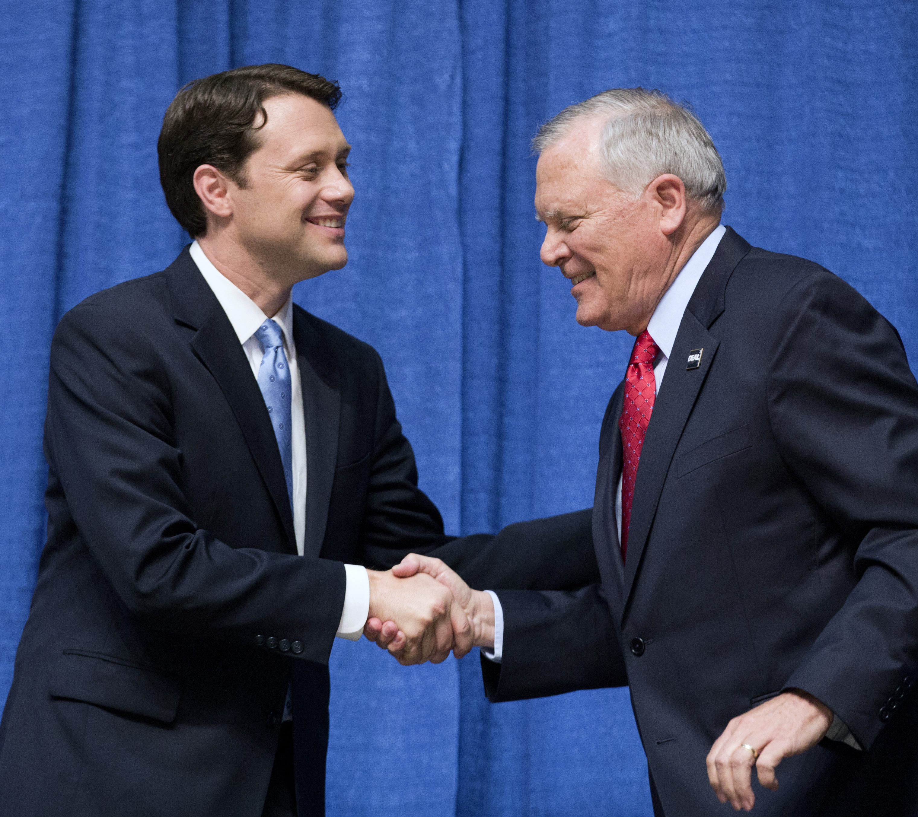 Wary candidates fear boomerangs in jobless debate