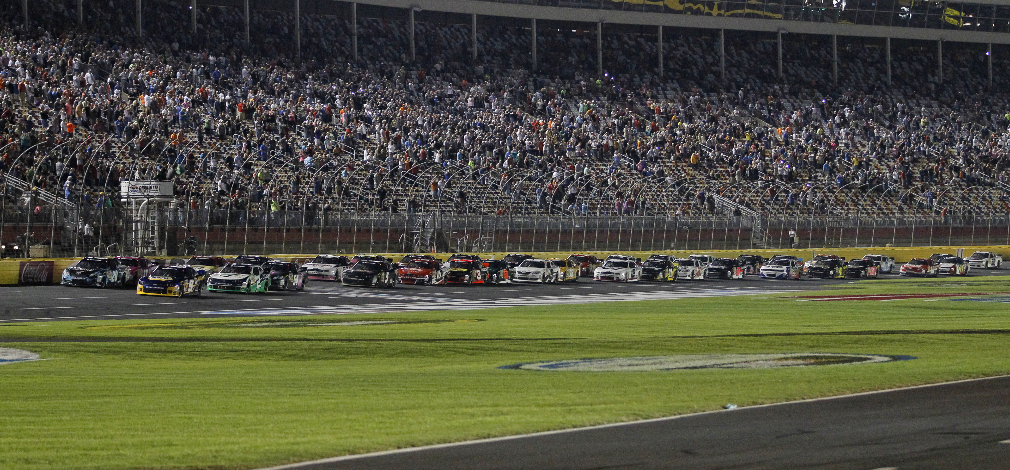 Keselowksi wins Nationwide race at Charlotte