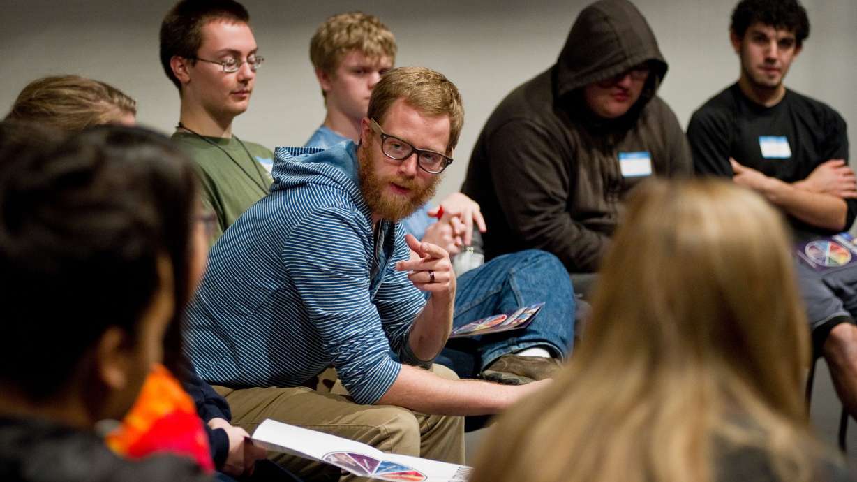 Juneau teaches tactics in fight against suicide