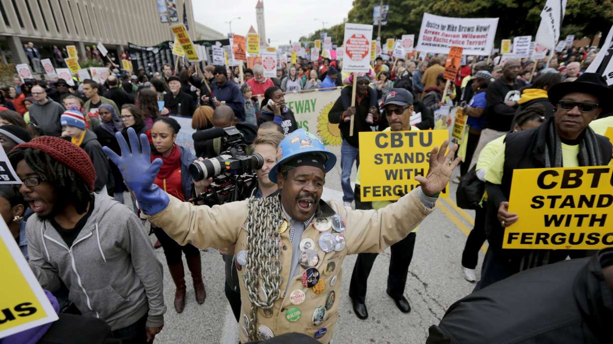 Police shooting protests continue in St. Louis