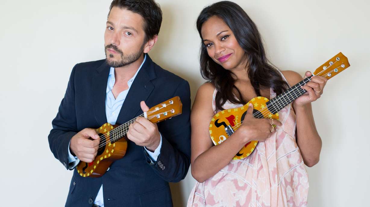 Saldana, Luna talk Day of the Dead, 'Book of Life'