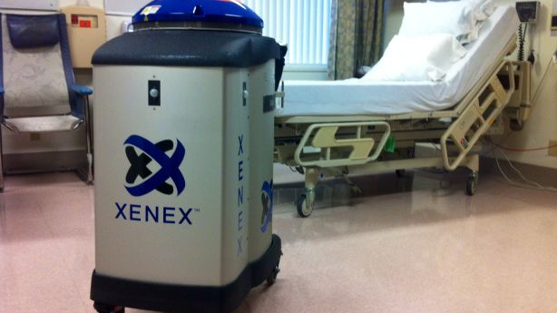 Germ-zapping robot Gigi sets its sights on Ebola