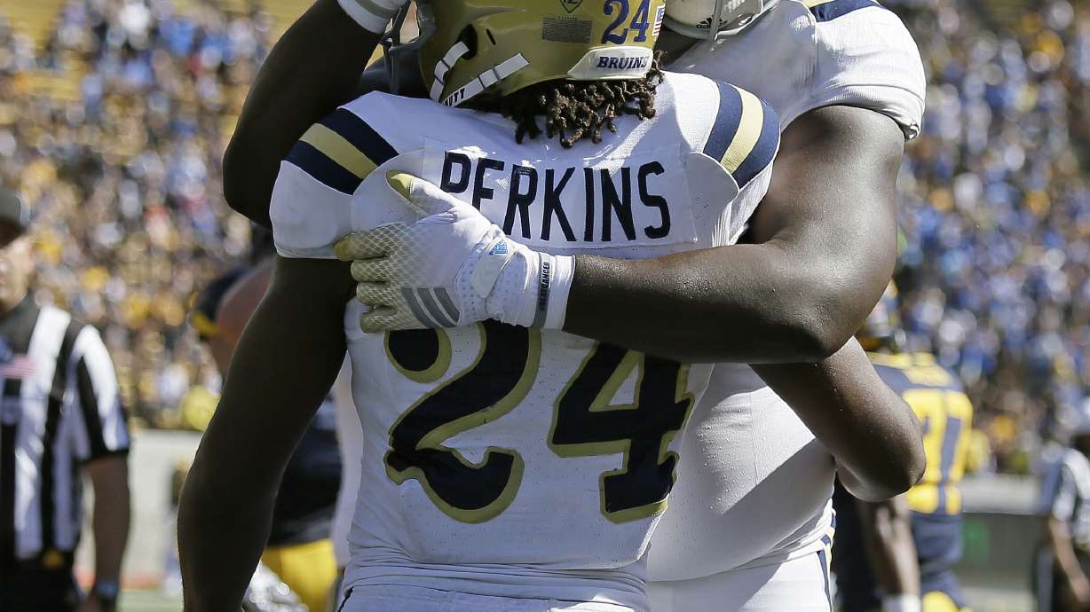 UCLA rallies to beat California 36-34