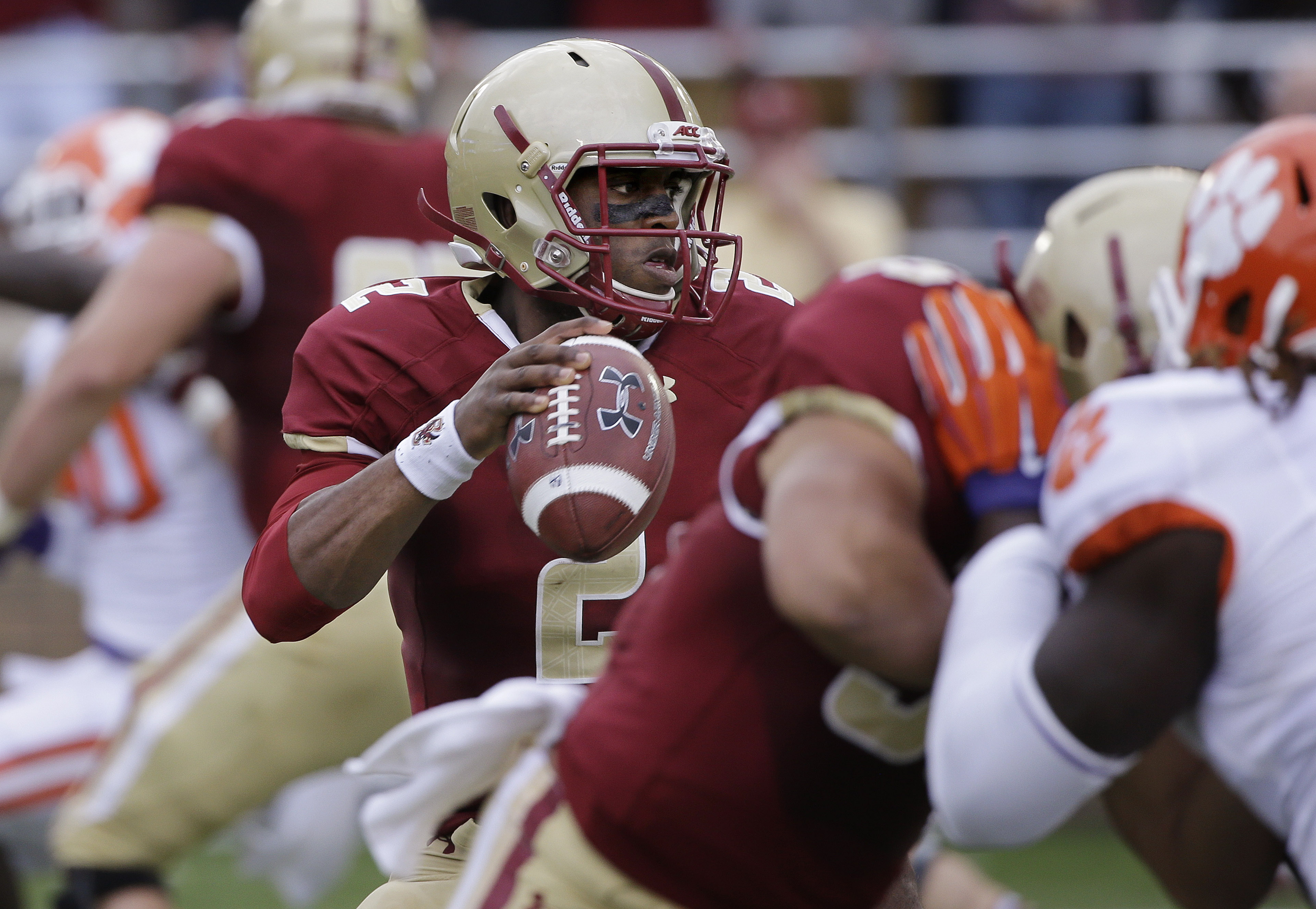 No. 24 Clemson holds off Boston College 17-13