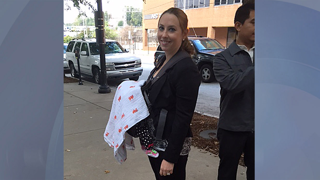 Attorney denied hearing delay for maternity leave appears with baby, judge upset