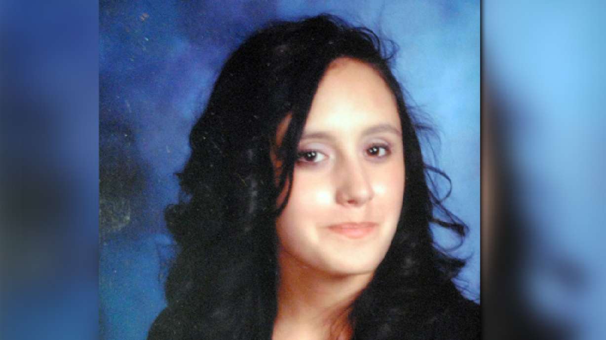 Teen charged with killing 15-year-old girl makes 1st court appearance