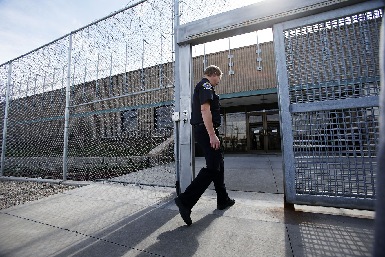Experts say prison reform best way for Utah to control costs