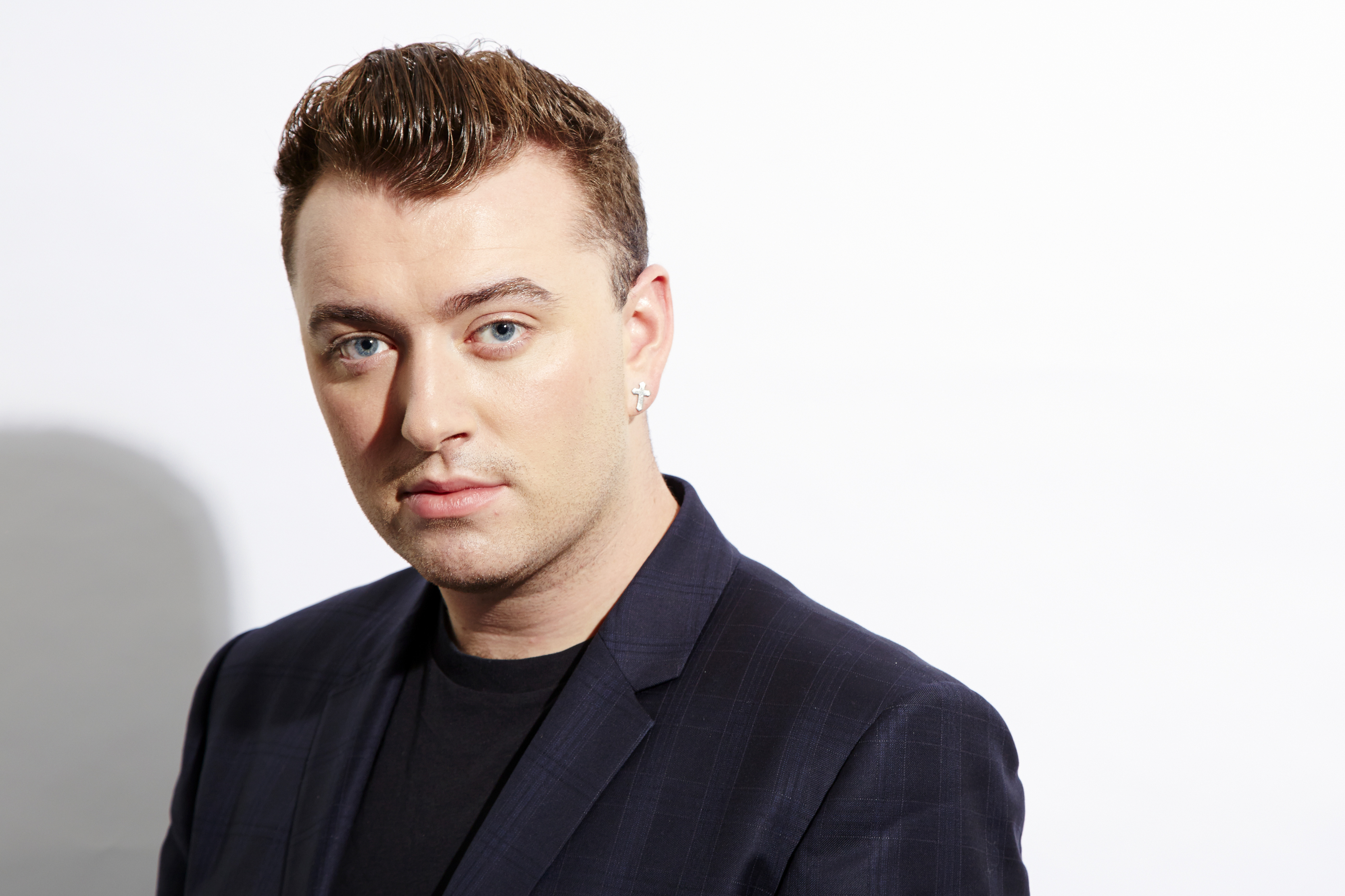 Sam Smith, 5SOS, Blige to perform 2014 AMAs