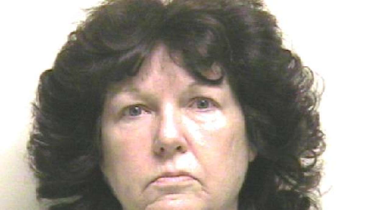 2 arrested in connection with possessing, distributing drugs