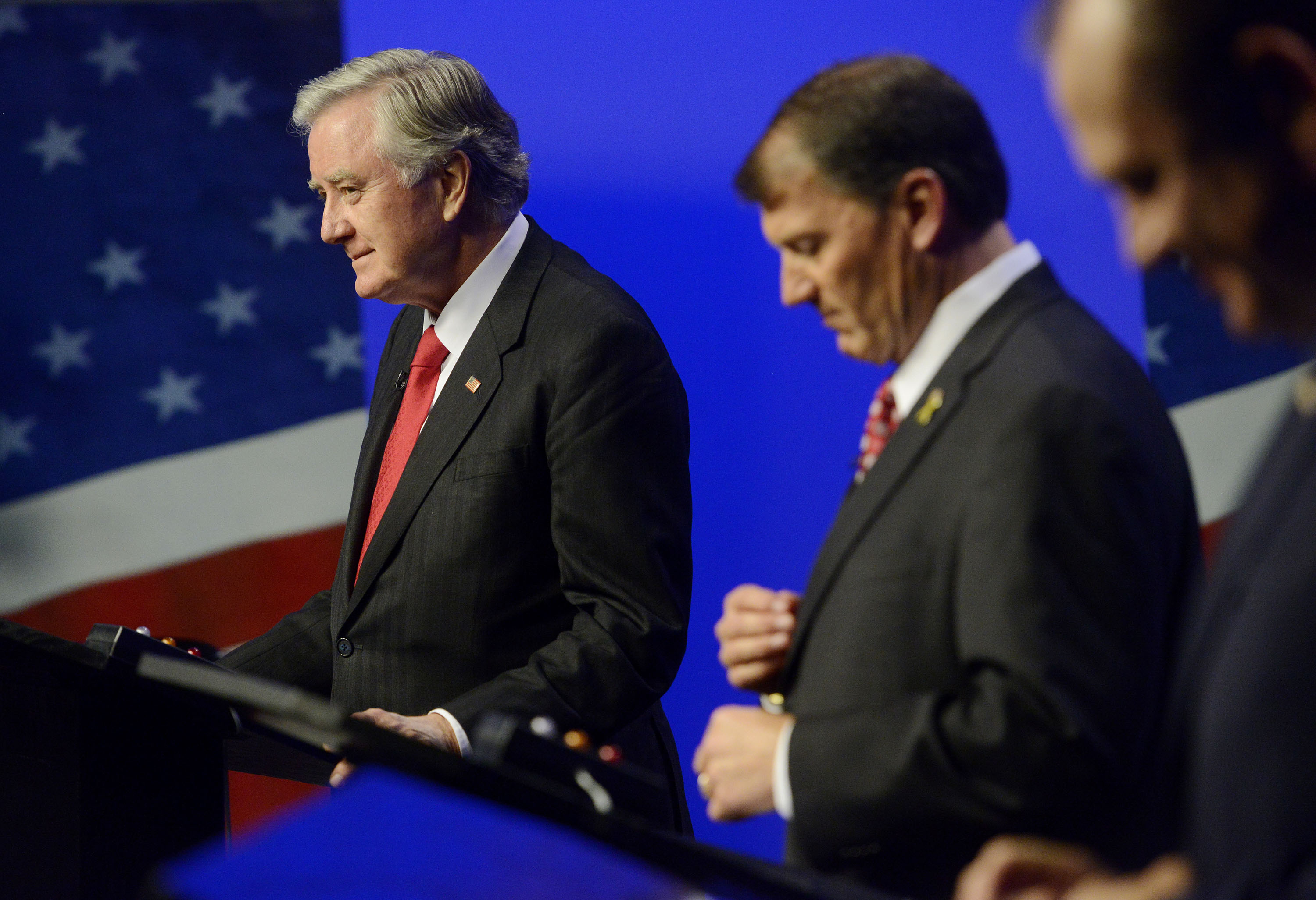 Senate candidate Weiland keeps at populist message