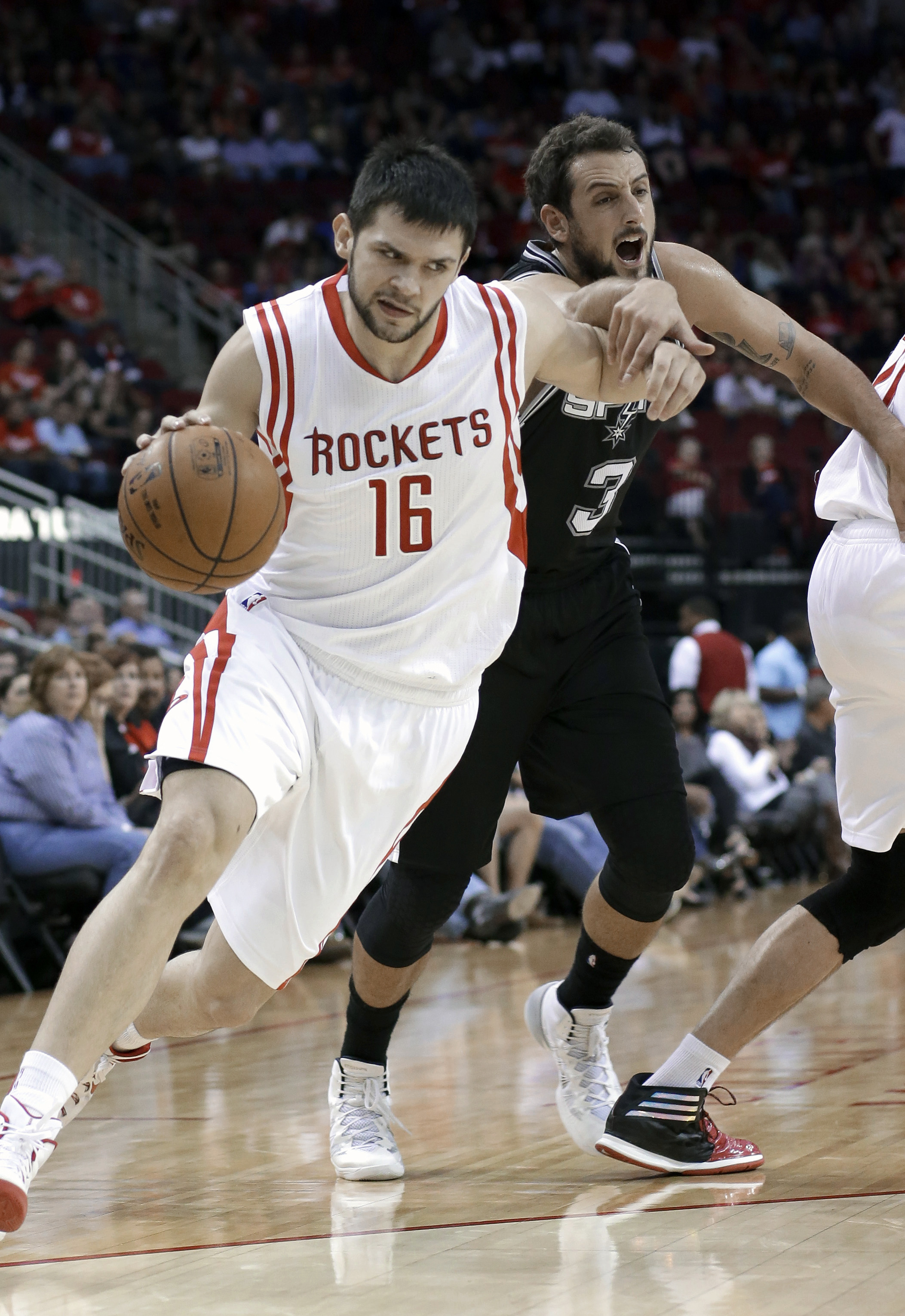 Harden helps Rockets beat Spurs 96-87 in preseason