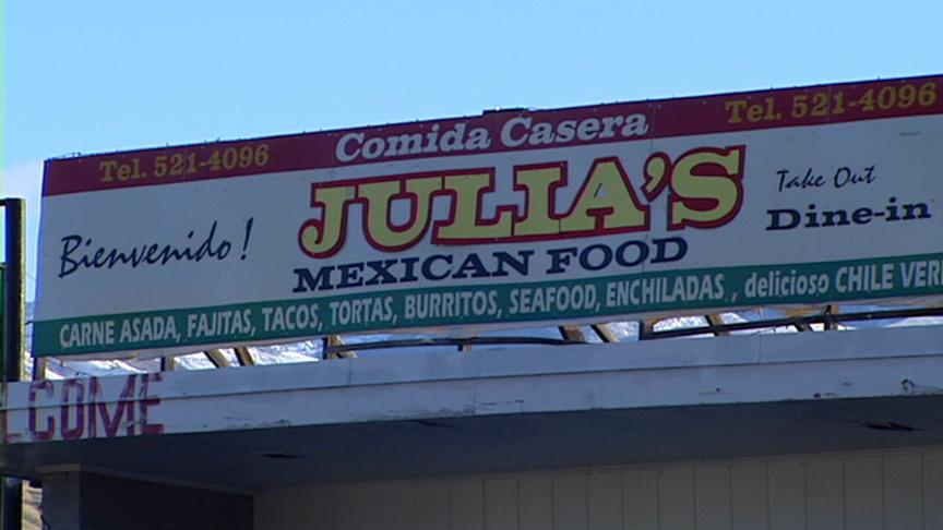 Police Search for Restaurant Robbers