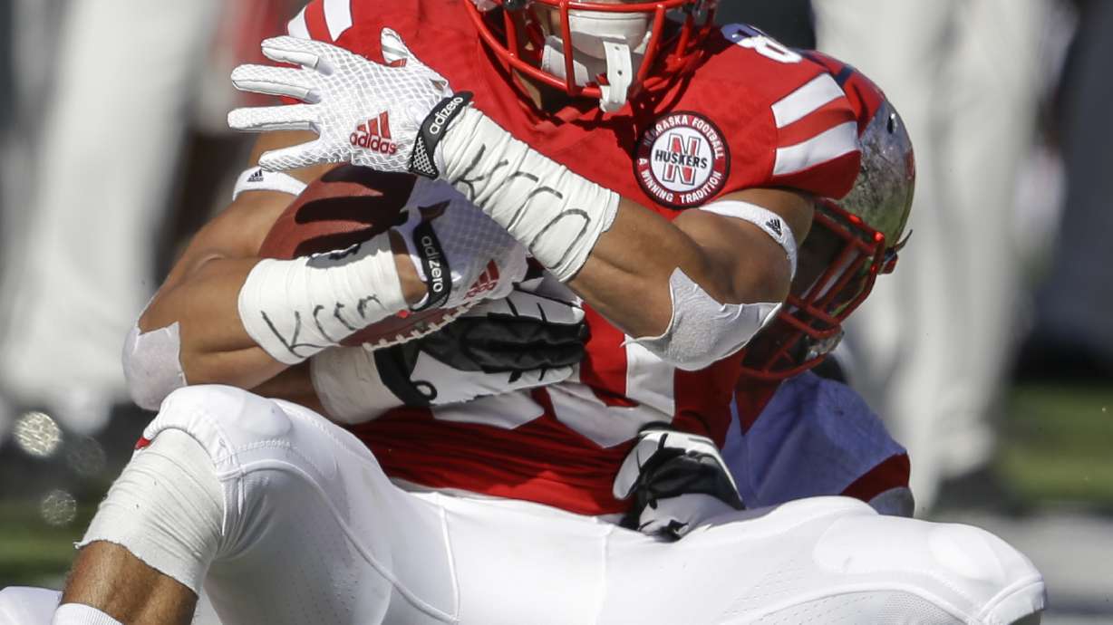 For Nebraska's Bell, blocking as fun as receiving