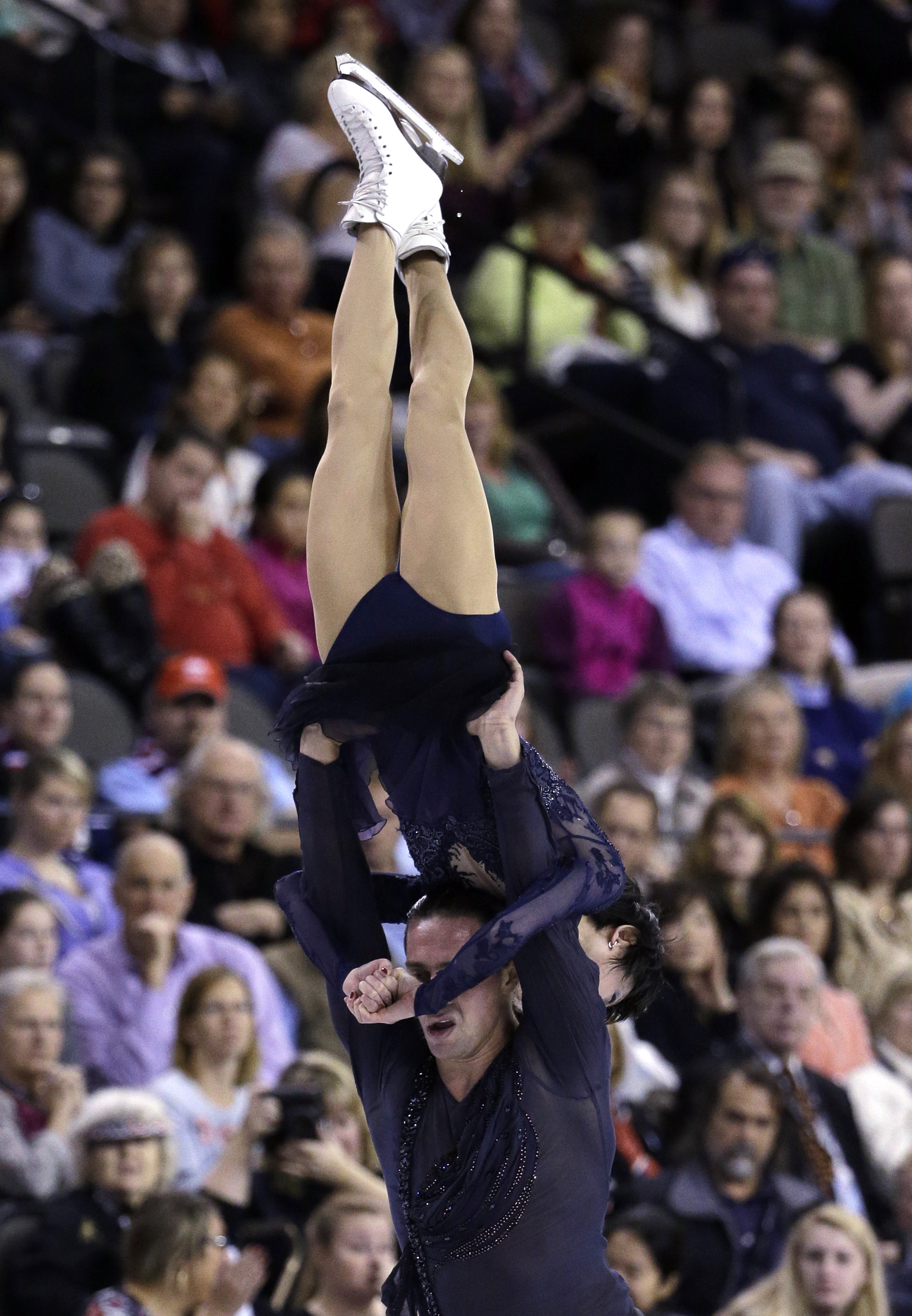 Radionova wins Skate America women's competition