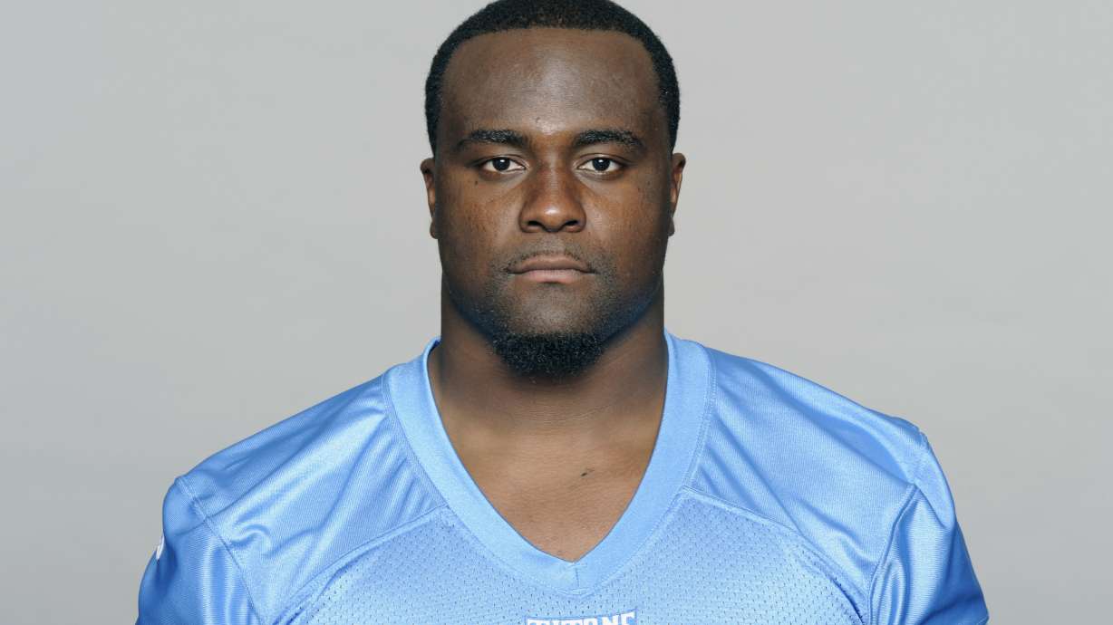 Titans RB Greene starts, has 1 carry after arrest