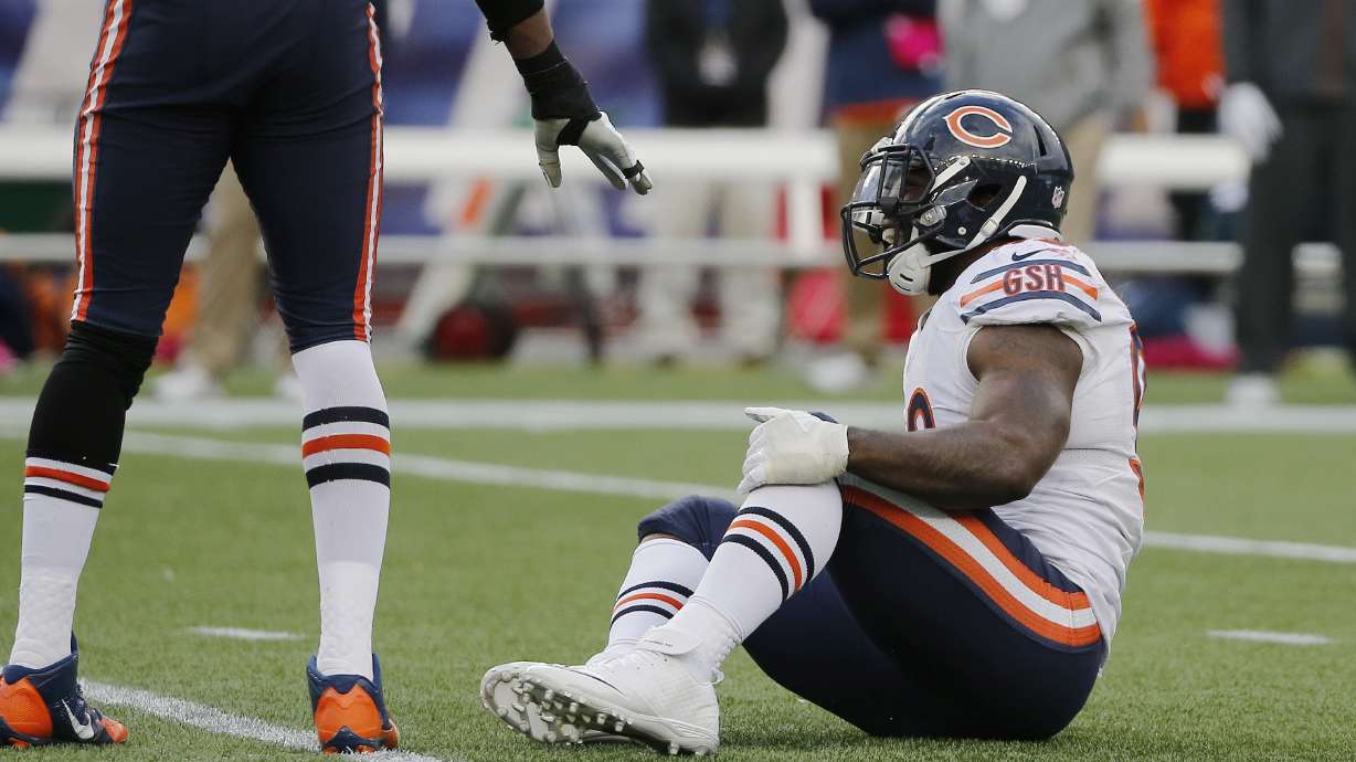Bears' Houston out for rest of year with torn ACL