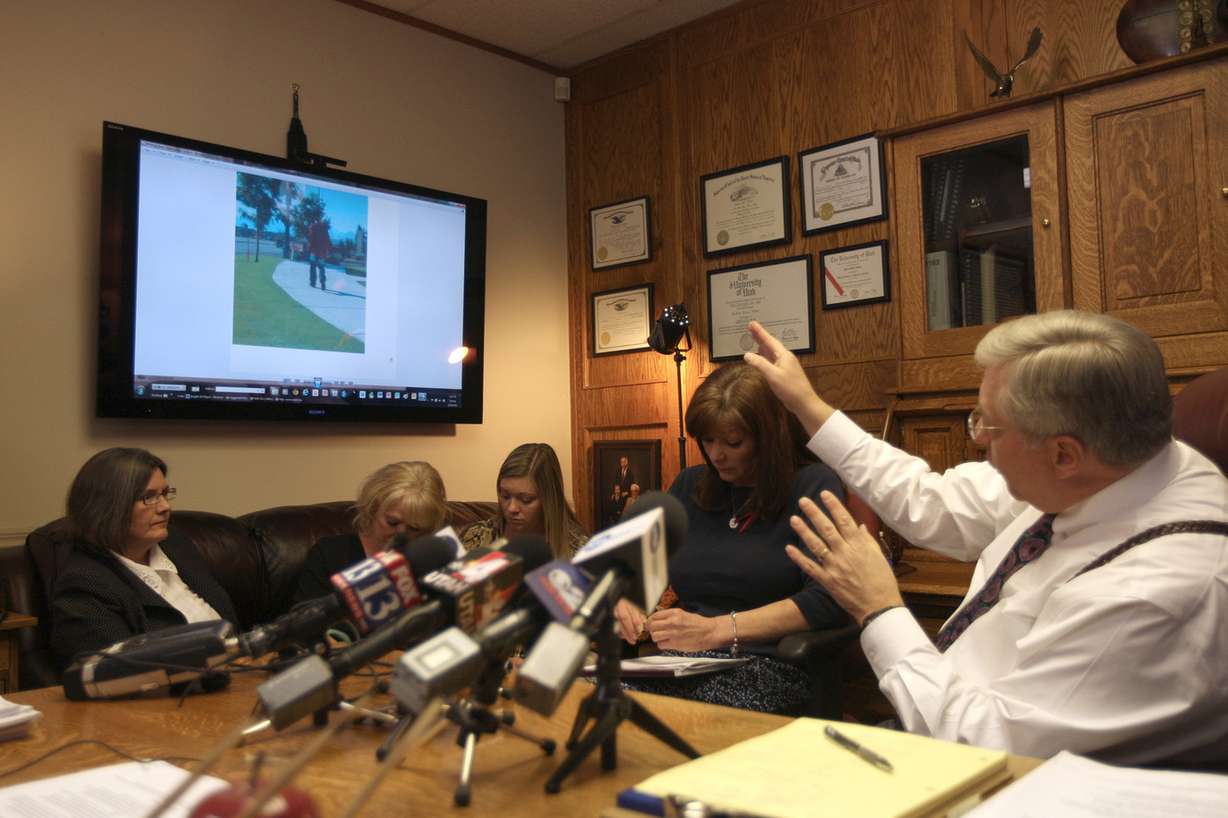 Attorney Robert Sykes speaks during a press conference about Darrien Hunt's autopsy Tuesday, Oct. 28, 2014, in his office in downtown Salt Lake City. (Photo: Hugh Carey, Deseret News)