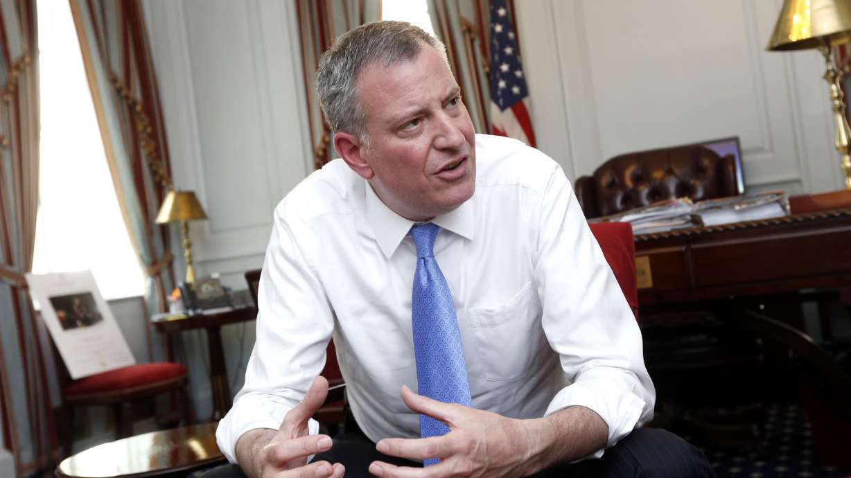 NYC mayor draws on stint as a Little League boss