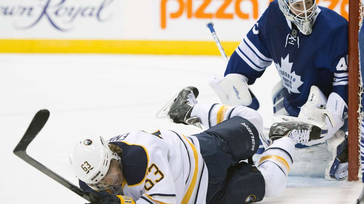Nolan's patience runs out with lethargic Sabres