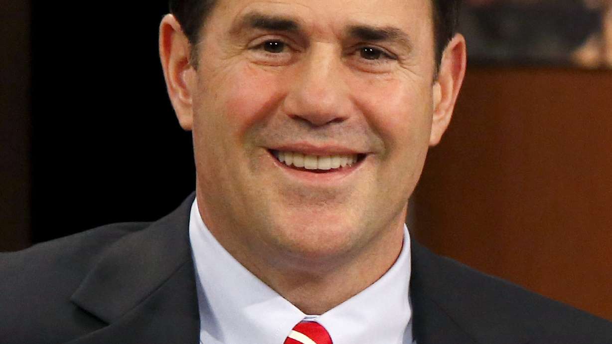 Arizona governor's race targets independent voters