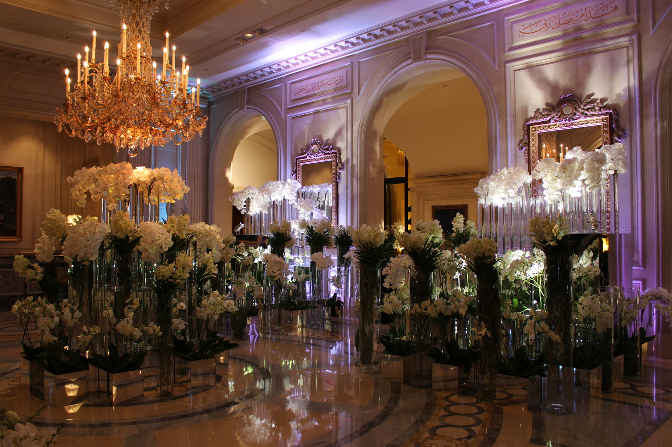 Utahn receiving award, knighthood for floral arrangements