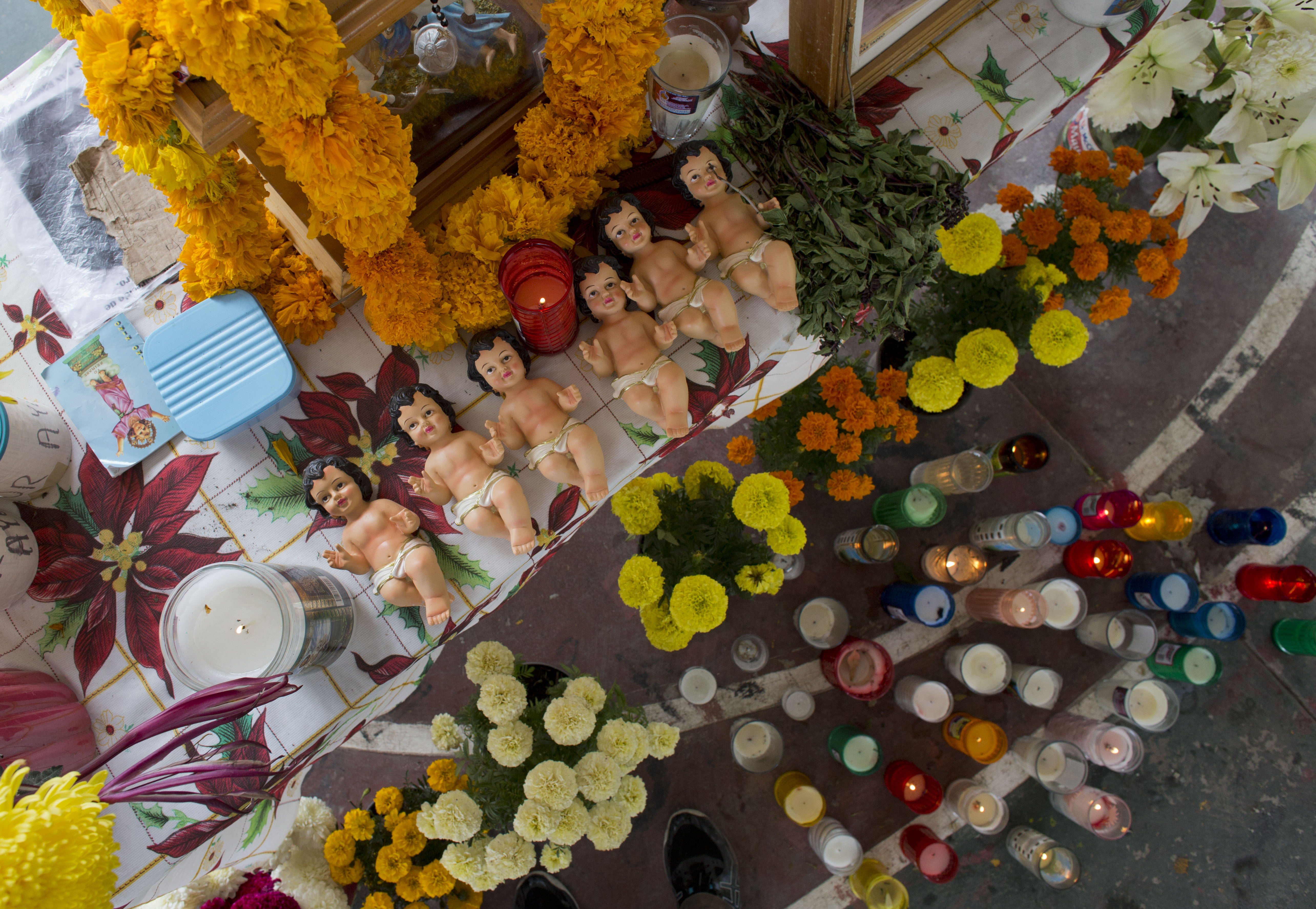 Parents of Mexico missing meet with president