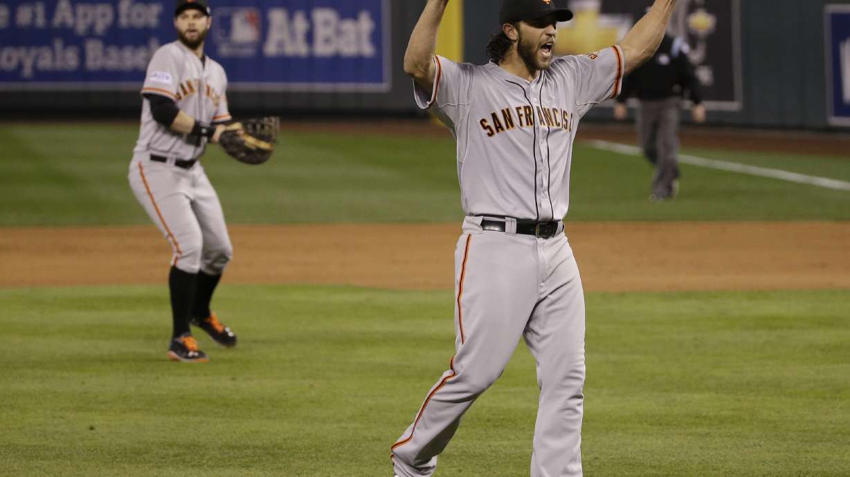 Giants ace Bumgarner wins World Series MVP