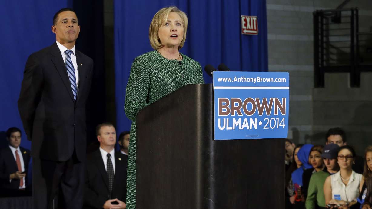 Hillary Clinton praises possible primary rivals