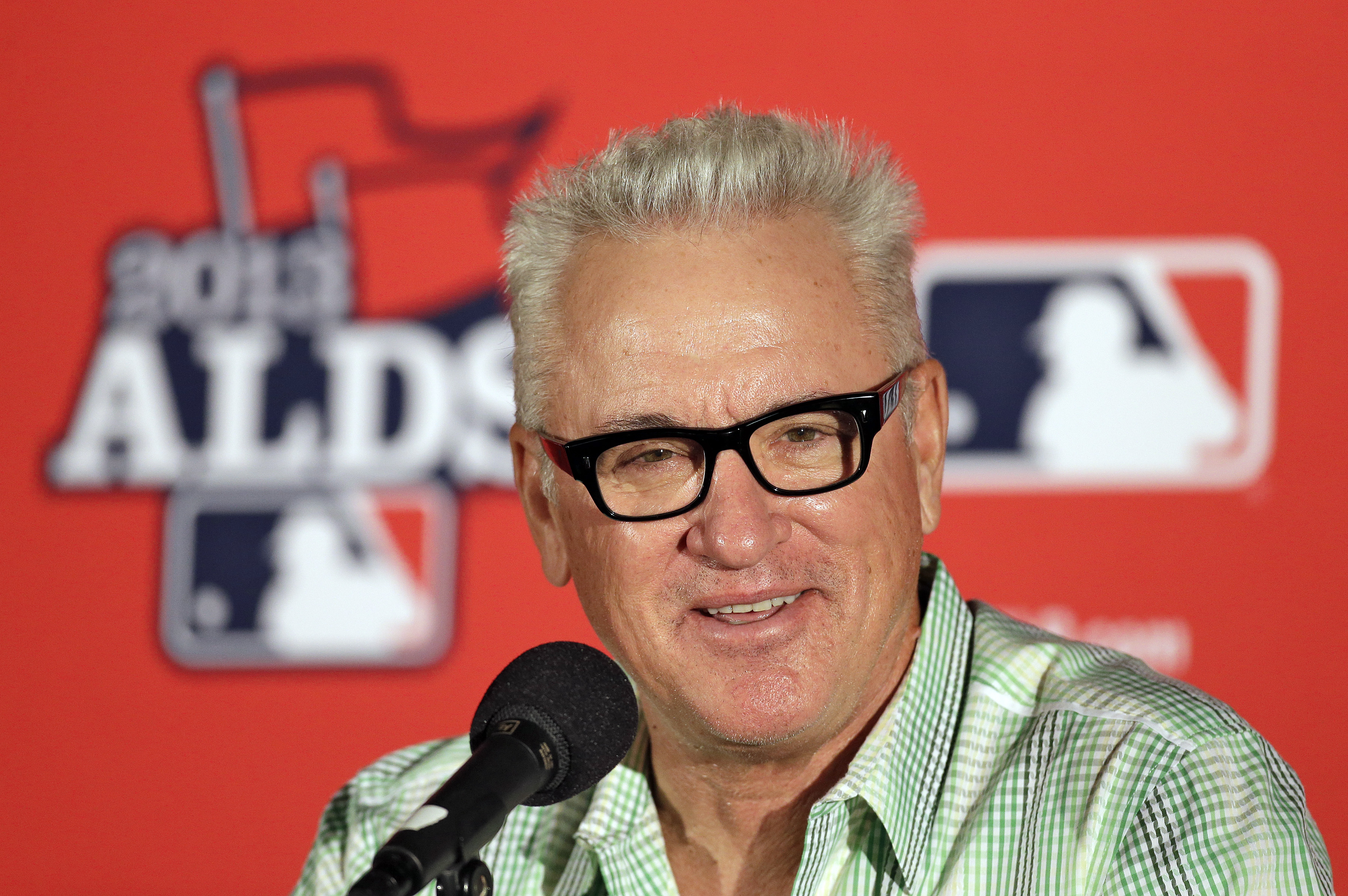 Chicago Cubs introduce Joe Maddon as manager