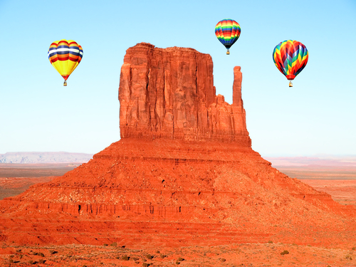 Discover the greatness of Monument Valley