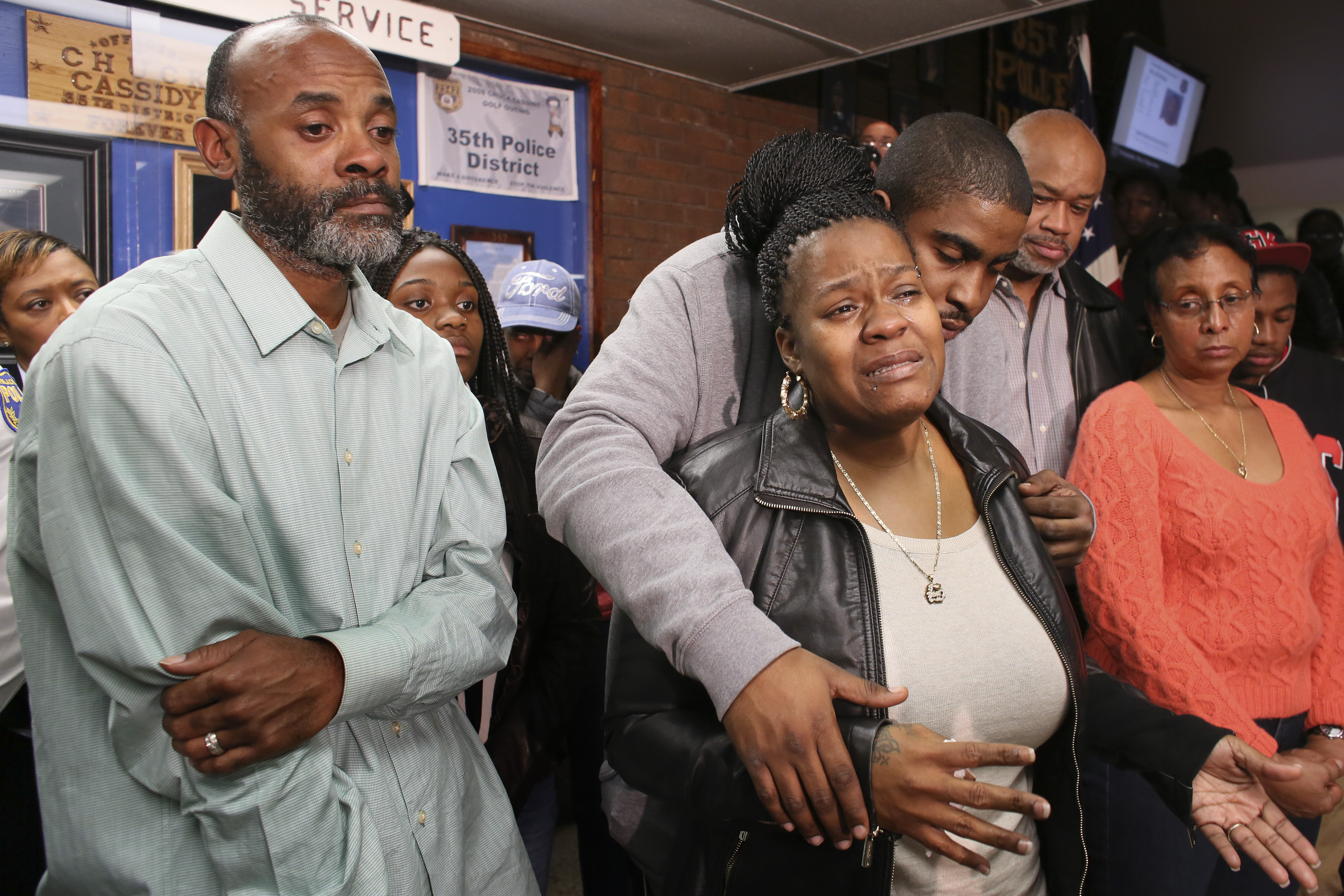 Woman abducted on Philadelphia street found safe