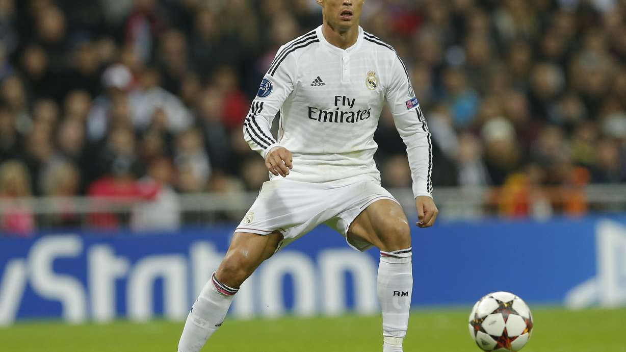 Ronaldo receives Golden Boot